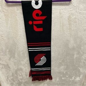 Portland Blazers Rip City scarf reversible colors
